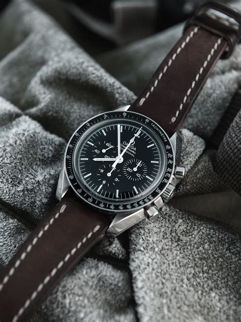 leather straps for omega speedmaster|Omega Speedmaster professional leather strap.